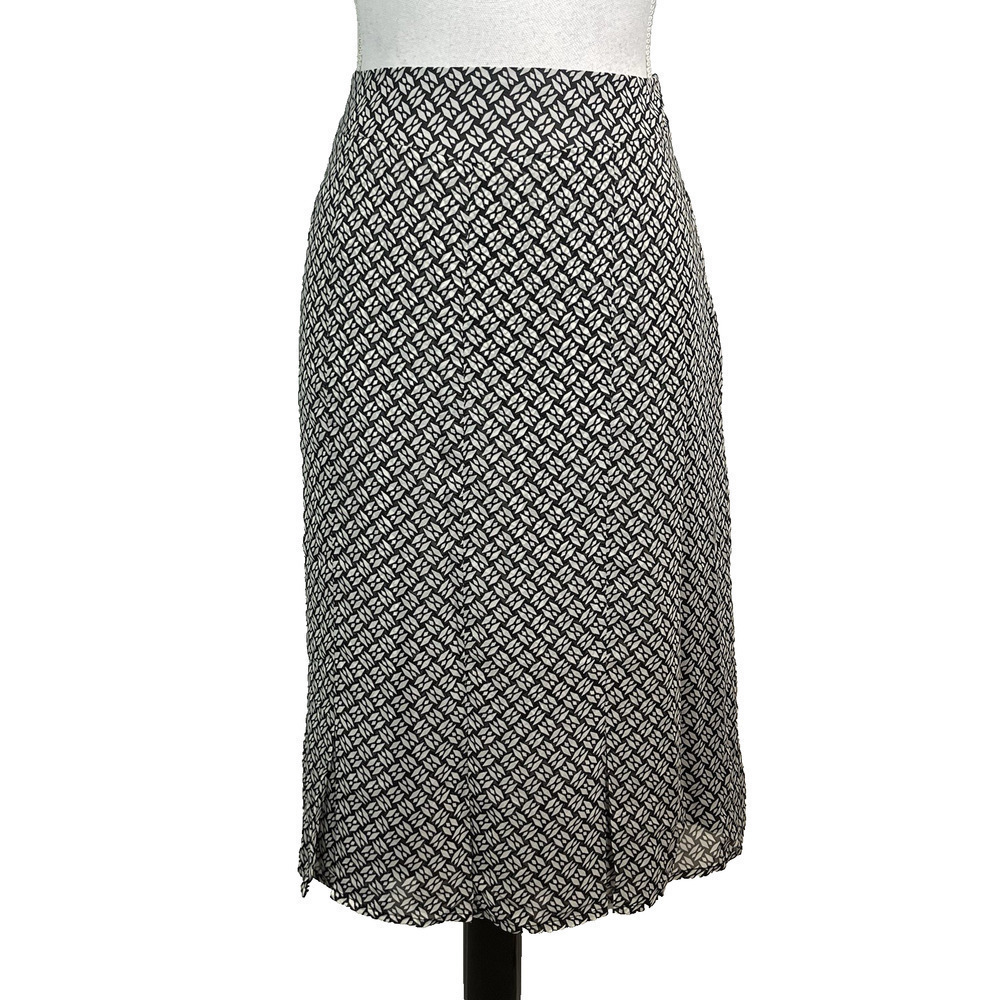 Worthington Skirt size 10 Black Ivory Sheer Knee A Line Pleated Career Church